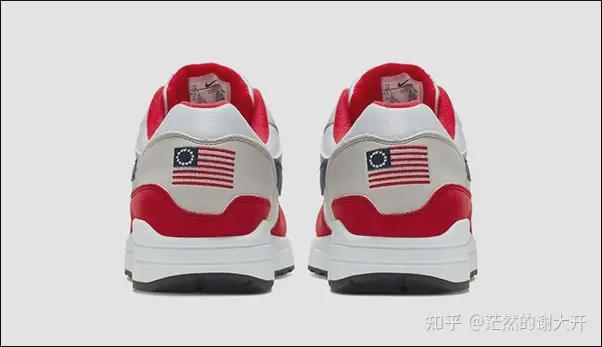 冉莹颖哭诉邹市明拖累全家，网友扒出工商信息：她才是15家公司老板